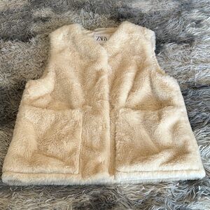 Zara Beige Faux Fur Kids Vest